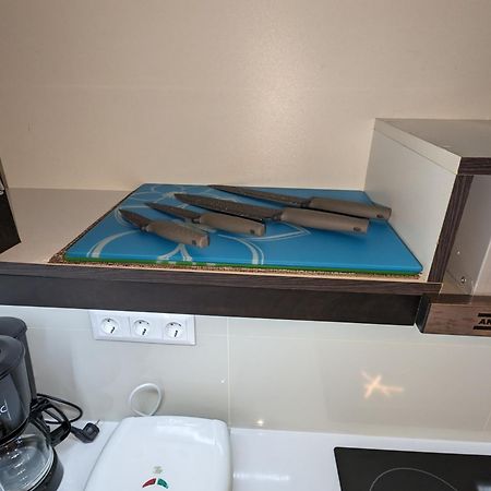 Konnet Apartment Rhodes City Esterno foto