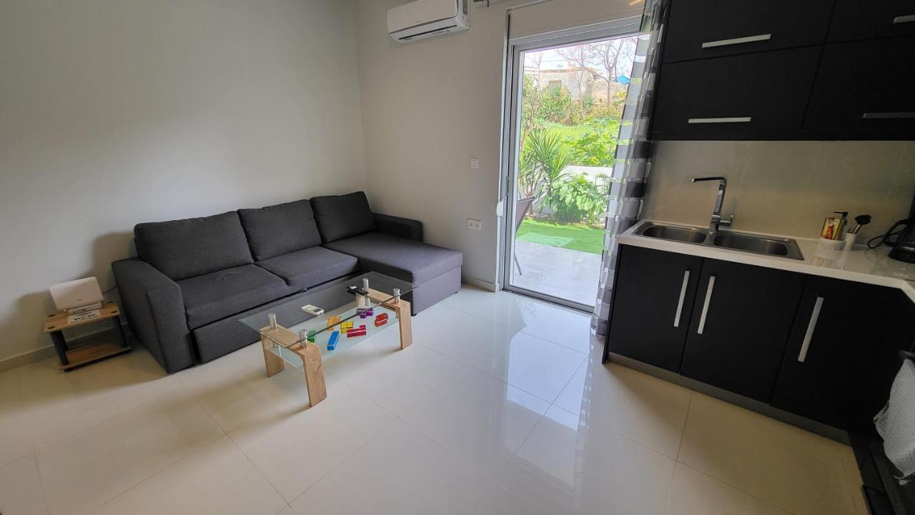 Konnet Apartment Rhodes City Esterno foto