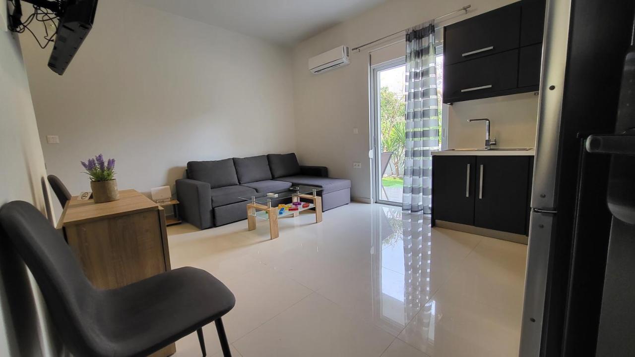 Konnet Apartment Rhodes City Esterno foto