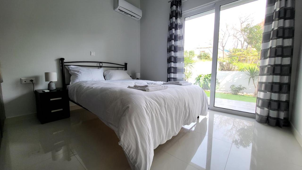 Konnet Apartment Rhodes City Esterno foto